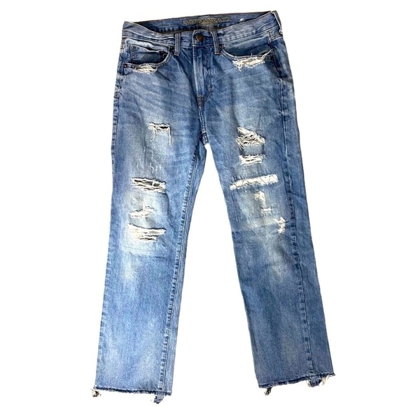 American Eagle Outfitters Distressed Original Straight Jean (31 x 30) (NWOT) - Picture 2 of 15